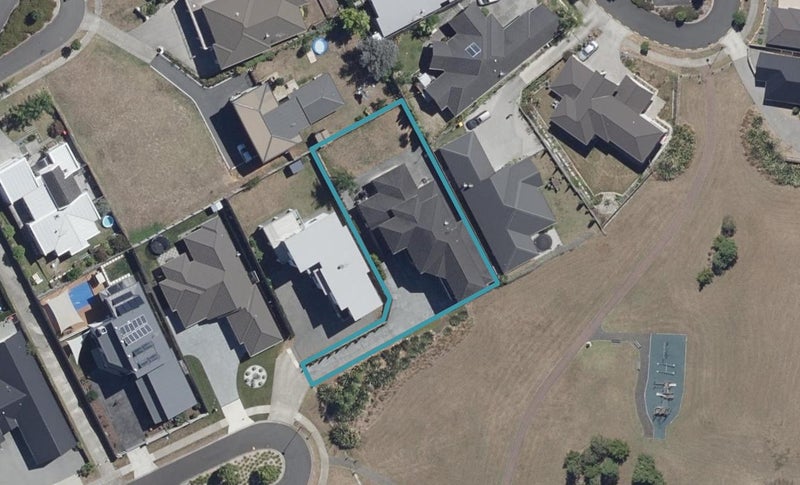 69 Somerton Drive, Huntington, Hamilton - Carousel 1