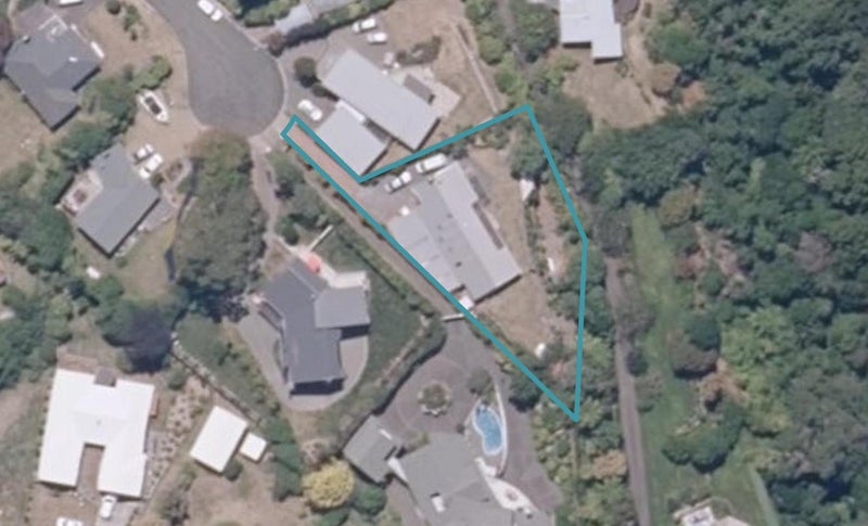 19 Scenic Heights, Acacia Bay, Taupō - Carousel 1