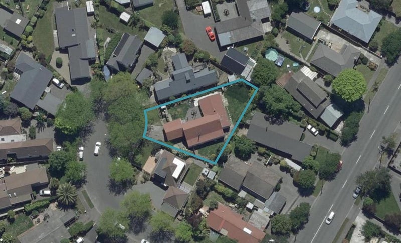 12 Chatswood Place, Bishopdale, Christchurch - Carousel 1