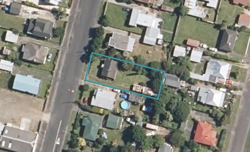8 Ross Street, Woodville - Carousel 1