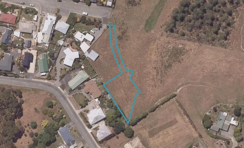 2C Selwyn Street, South Hill, Oamaru - Carousel 1