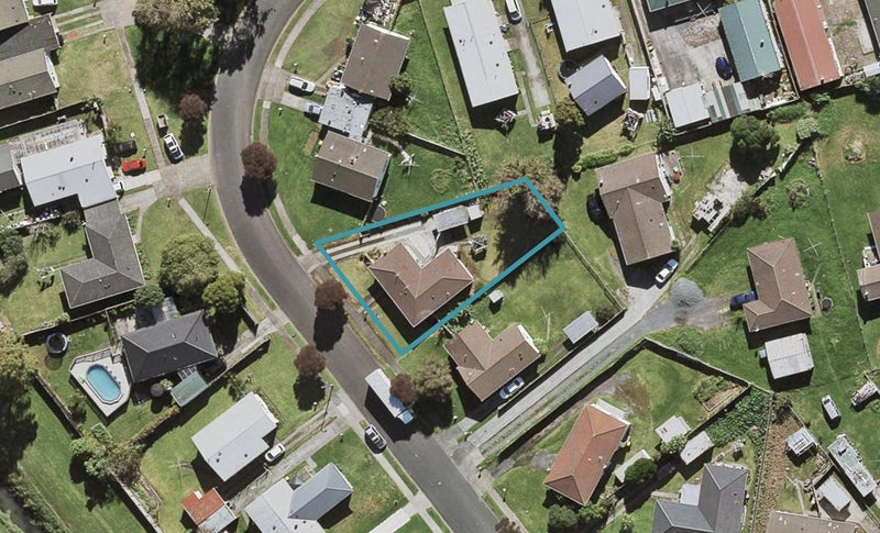 21 Molesworth Place, Mangere, Auckland - Carousel 1