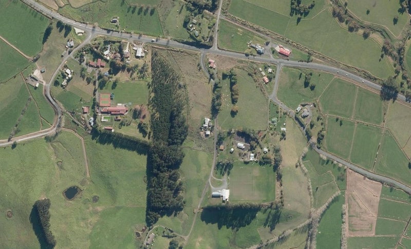24 Domain Road, Hikurangi - Carousel 1