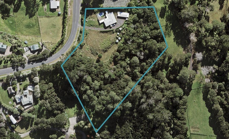 121 Schnapper Rock Road, Schnapper Rock, Auckland - Carousel 1