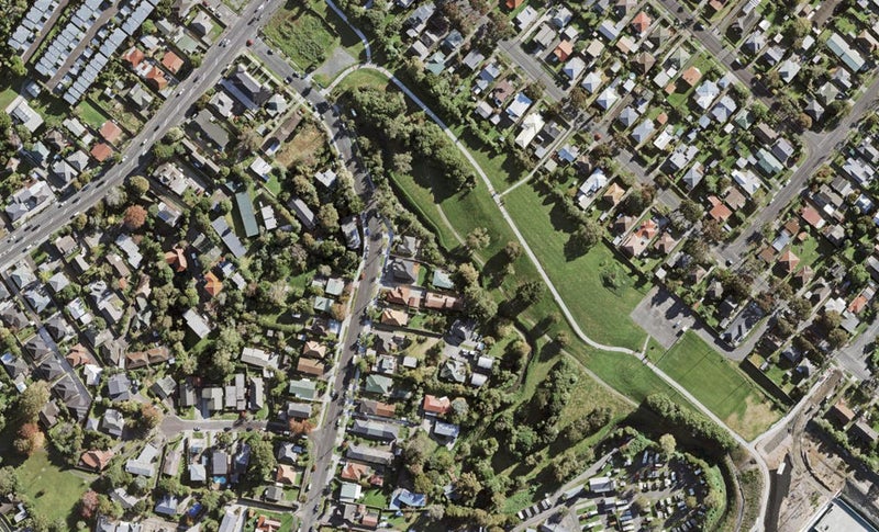 12A Bollard Avenue, New Windsor, Auckland - Carousel 1