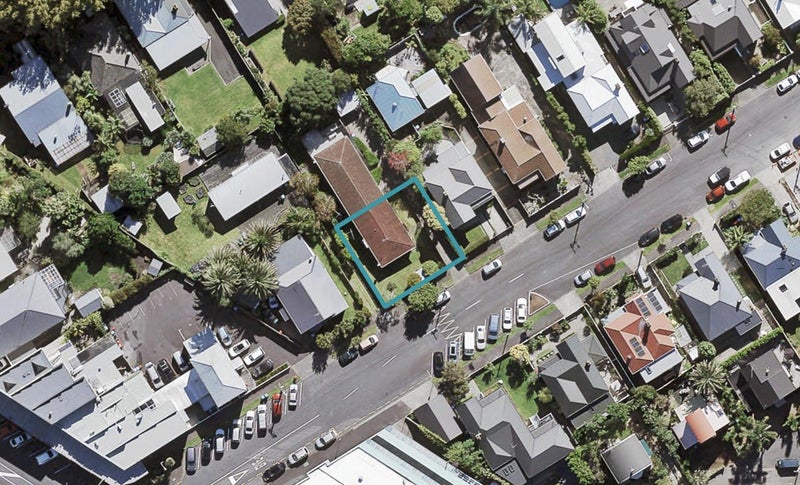 1/4 Tutanekai Street, Grey Lynn, Auckland - Carousel 1