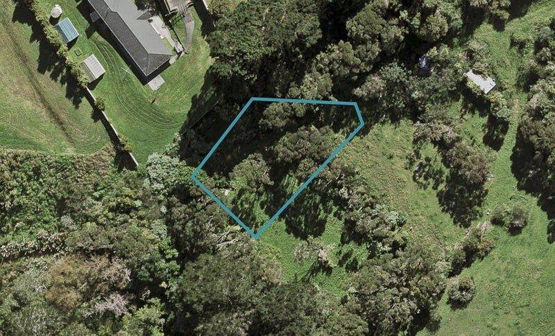 13 Taimana Place, Greenhithe, Auckland - Carousel 1