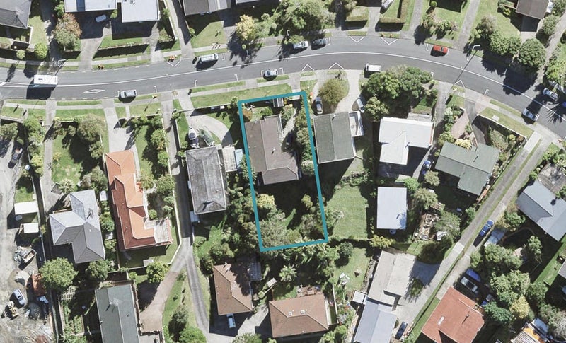60 Sartors Avenue, Browns Bay, Auckland - Carousel 1
