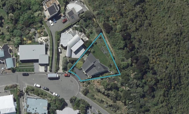 11 Scarff Place, Cashmere, Christchurch - Carousel 1