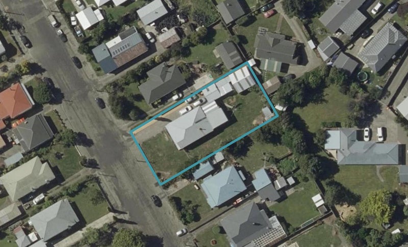 7 Carey Street, Longburn, Palmerston North - Carousel 1
