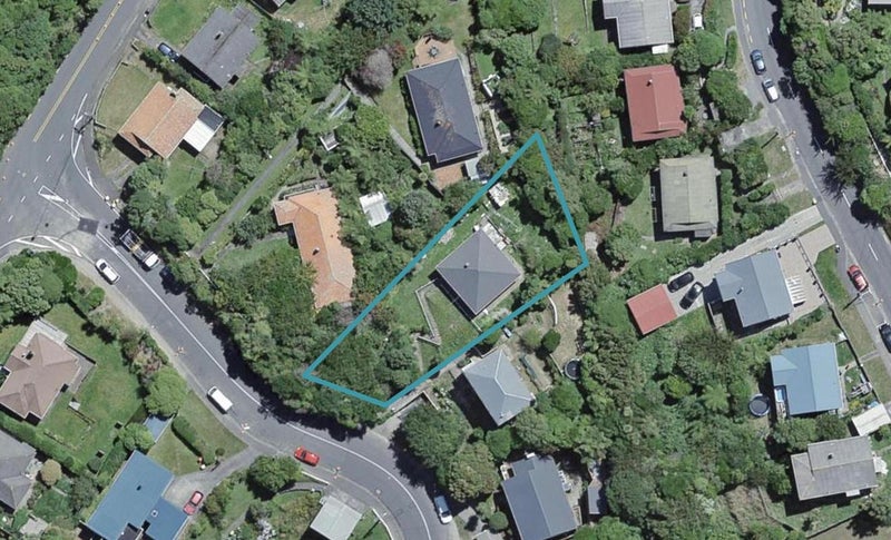 63 Sunshine Avenue, Karori, Wellington - Carousel 1