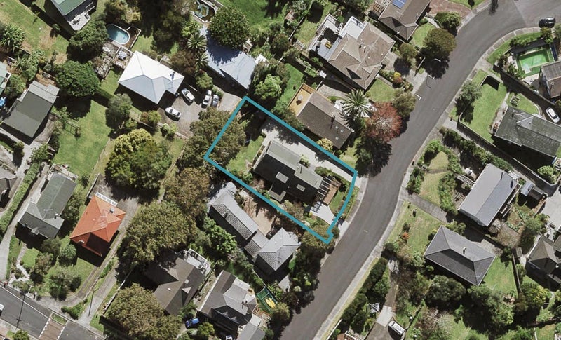 4 Sunnyridge Place, Hillsborough, Auckland - Carousel 1