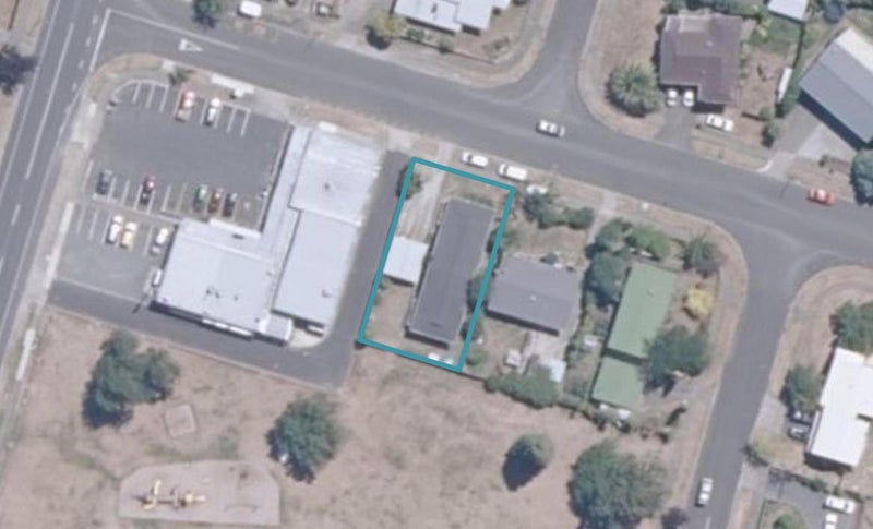 16 Saint James Street, Richmond Heights, Taupō - Carousel 1