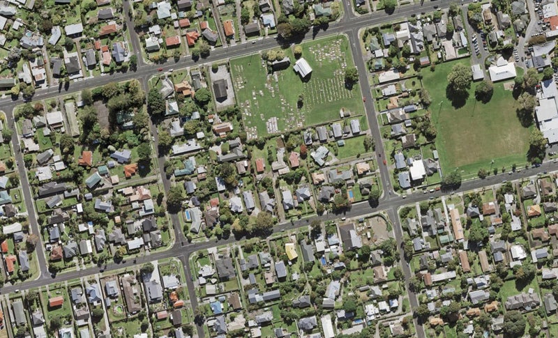 26A Mcintyre Road, Mangere Bridge, Auckland - Carousel 1