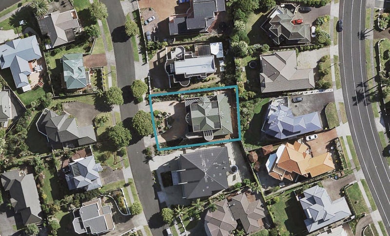 10 Lobelia Rise, Goodwood Heights, Auckland - Carousel 1