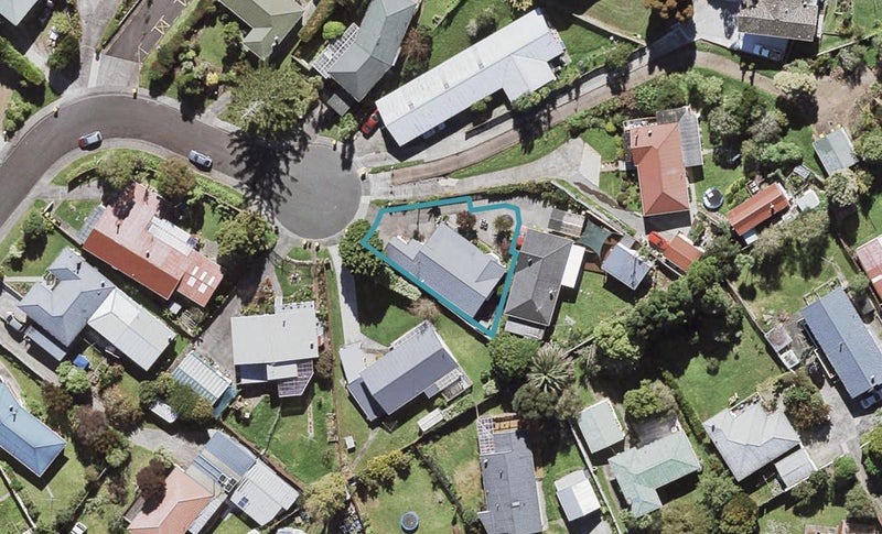 16A Tara Road, Henderson, Auckland - Carousel 1