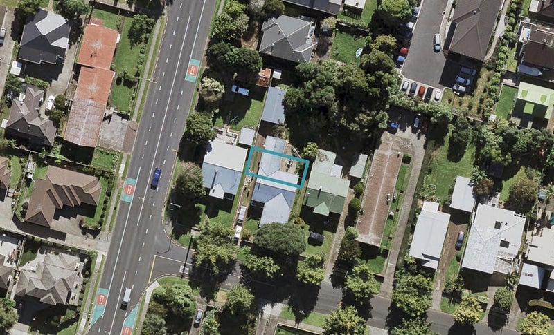 35C Beckenham Avenue, Royal Oak, Auckland - Carousel 1