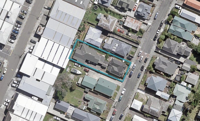 2/25 Nelson Street, Petone, Lower Hutt - Carousel 1