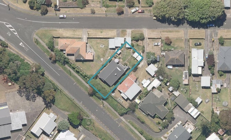 20 Rata Street, Gonville, Whanganui - Carousel 1