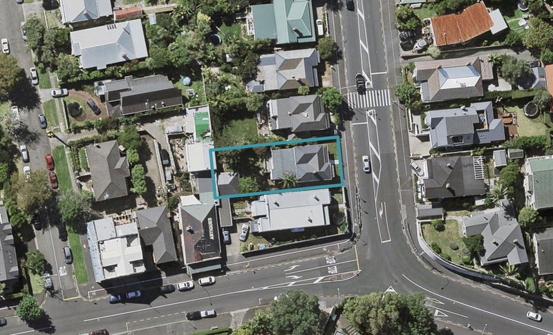 131 Victoria Road, Devonport, Auckland - Carousel 1