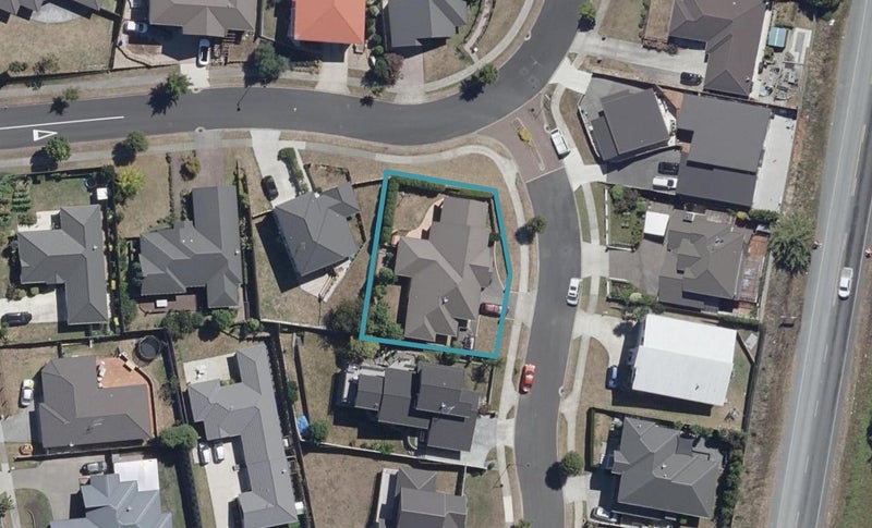 8 Alford Place, Huntington, Hamilton - Carousel 1