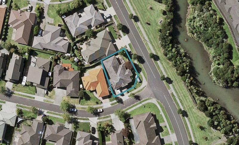 1 Lilybank Crescent, East Tamaki, Auckland - Carousel 1