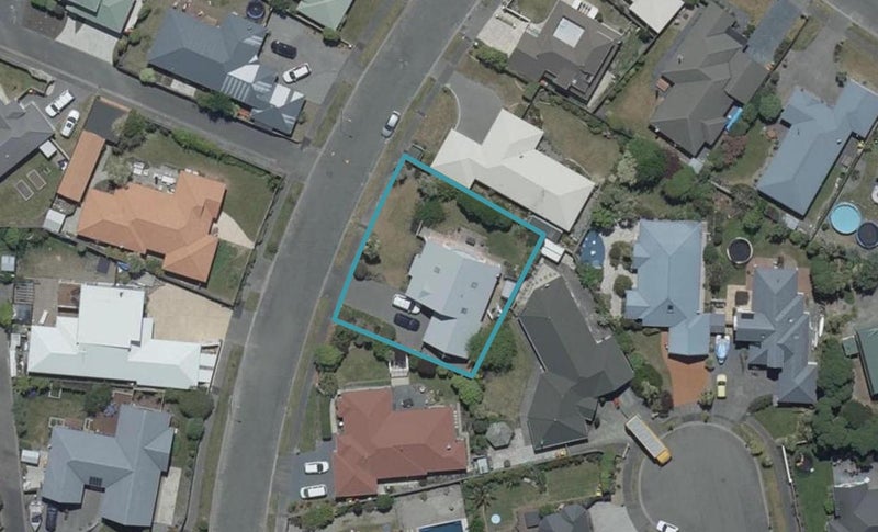 42 Orlando Crescent, Waimairi Beach, Christchurch - Carousel 1