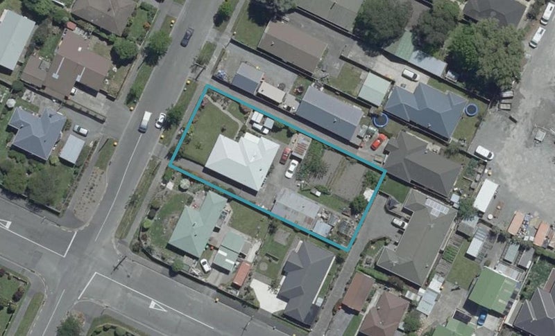 26 Tyrone Street, Belfast, Christchurch - Carousel 1