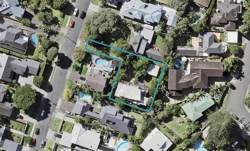 7A Tiri Road, Takapuna, Auckland - Carousel 1