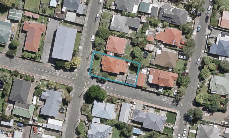 42 Fitzherbert Street, Alicetown, Lower Hutt - Carousel 1