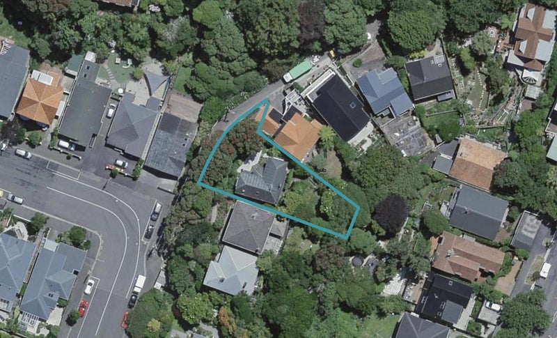 23 Lower North Terrace, Kelburn, Wellington - Carousel 1