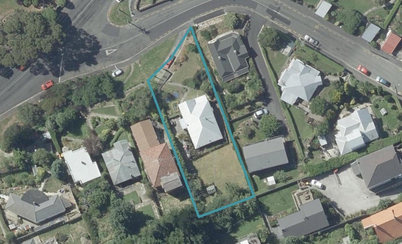 8 Murray Street, Caversham, Dunedin - Carousel 1