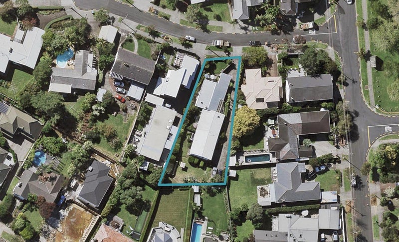 4A Meyrick Place, Meadowbank, Auckland - Carousel 1