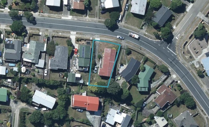 182 Conclusion Street, Ascot Park, Porirua - Carousel 1