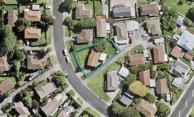 9 Borich Road, Sunnyvale, Auckland - Carousel 1