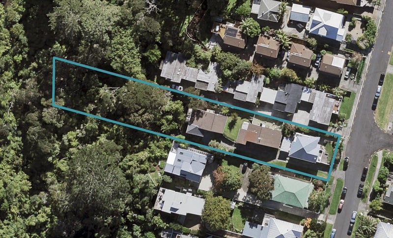 2/49 Rawene Road, Birkenhead, Auckland - Carousel 1