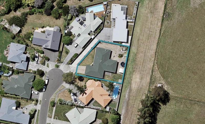 14 Jacaranda Place, Greenmeadows, Napier - Carousel 1