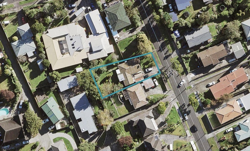 5 Brothers Street, New Windsor, Auckland - Carousel 1