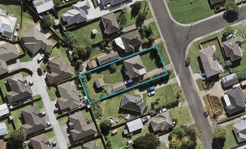 11 Forbes Road, Favona, Auckland - Carousel 1