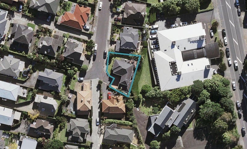 6 Goldstine Place, Royal Oak, Auckland - Carousel 1