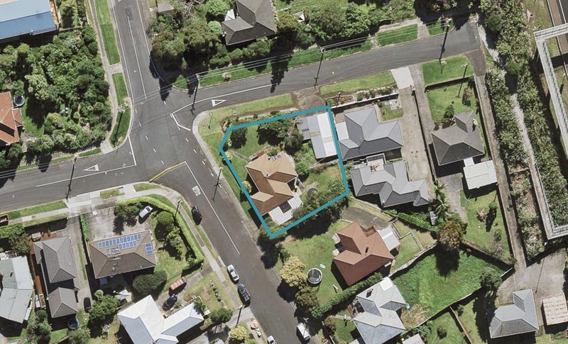 20 Hastie Avenue, Mangere Bridge, Auckland - Carousel 1