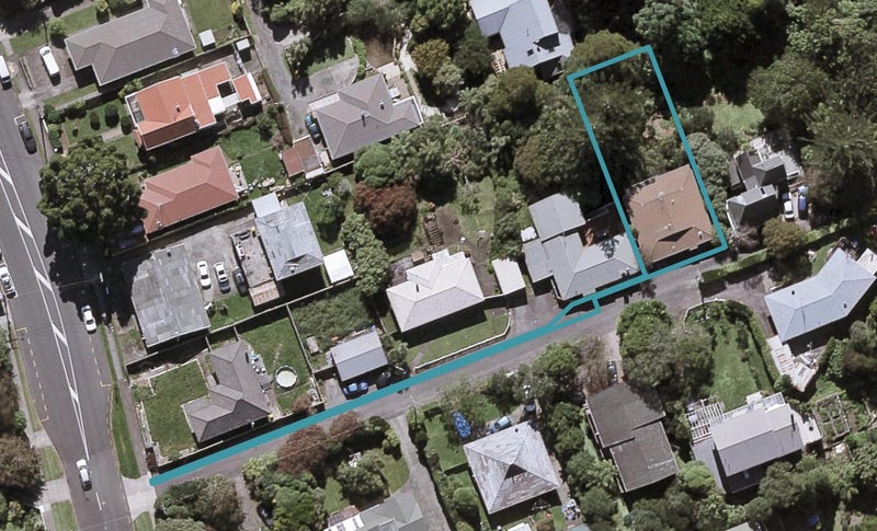 73E Govett Avenue, Frankleigh Park, New Plymouth - Carousel 1