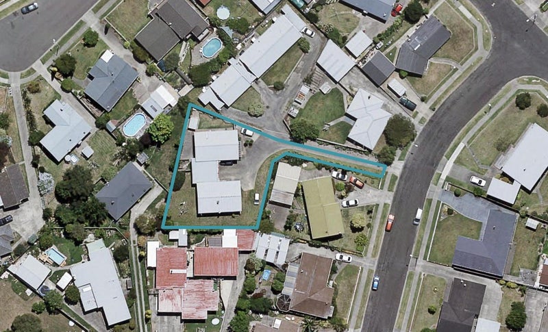 2/16 Galway Street, Tamatea, Napier - Carousel 1