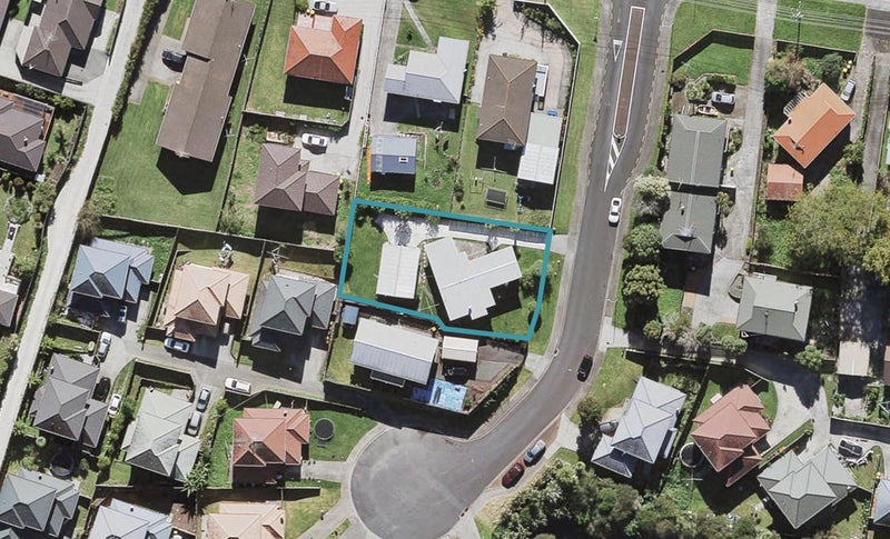 3 Elder Place, Massey, Auckland - Carousel 1