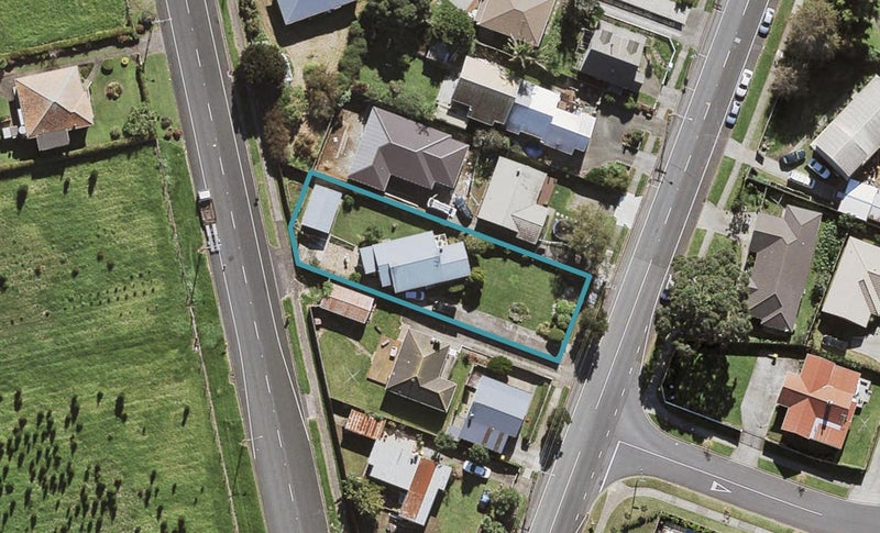 122 Mountain Road, Mangere Bridge, Auckland - Carousel 1
