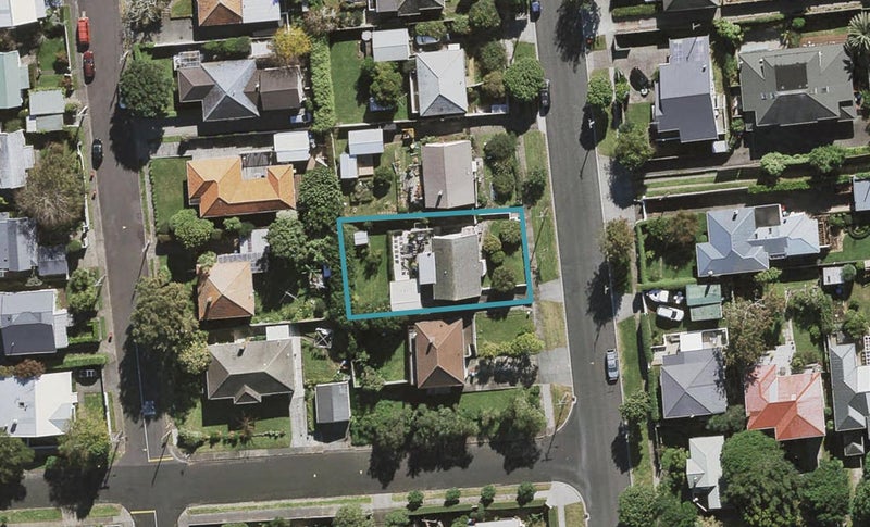32 Mariri Road, Onehunga, Auckland - Carousel 1