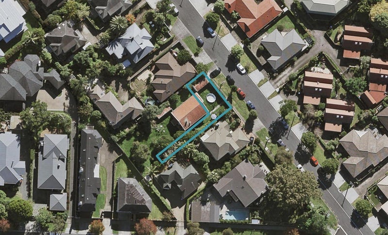 7A Dunkerron Avenue, Epsom, Auckland - Carousel 1