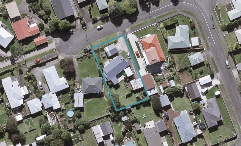 25 Hurdon Street, Hurdon, New Plymouth - Carousel 1