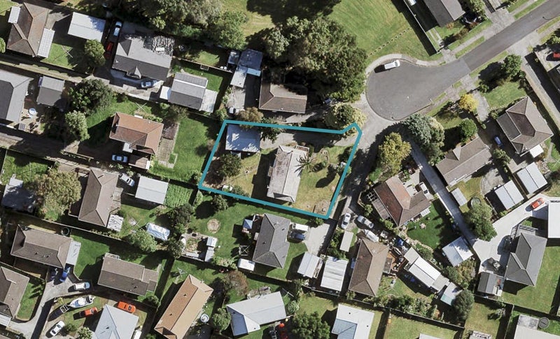 11 Joshua Place, Weymouth, Auckland - Carousel 1