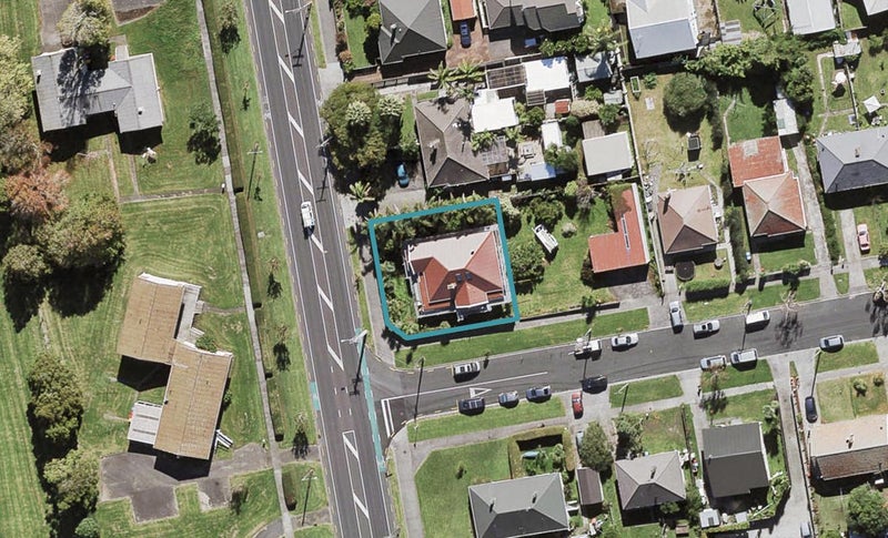 86 Carrington Road, Mount Albert, Auckland - Carousel 1